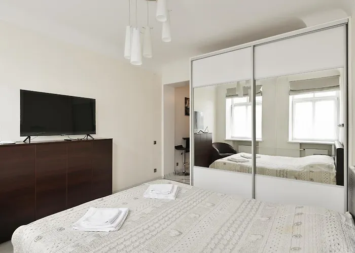 Nice & Cheap Apartment And Free Parking